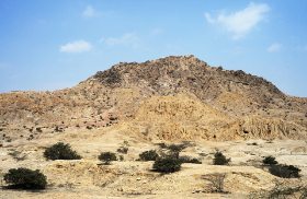 pyramide des archäologischen zentrums von tucume in lambayeque